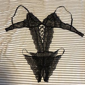 NWOT VS size Large lingerie